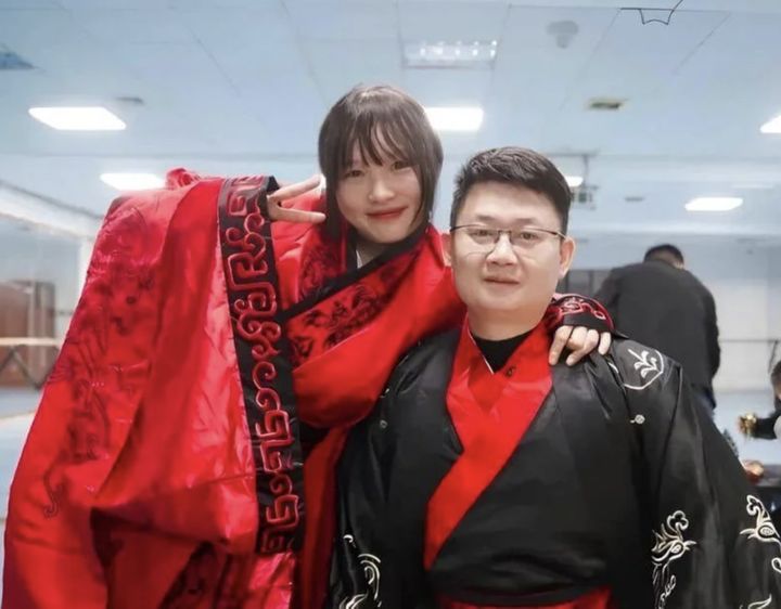 [뉴시스] 류시메이(왼쪽). 량즈빈(오른쪽). (사진=스레드 캡처) *재판매 및 DB 금지