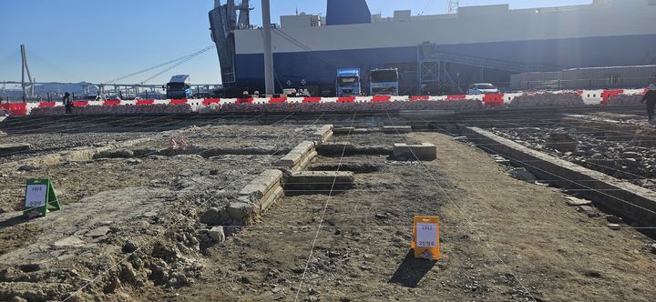 [부산=뉴시스] 부산항 북항 제1부두 발굴조사 구역. (사진=부산시 제공) 2025.12.09. photo@newsis.com *재판매 및 DB 금지