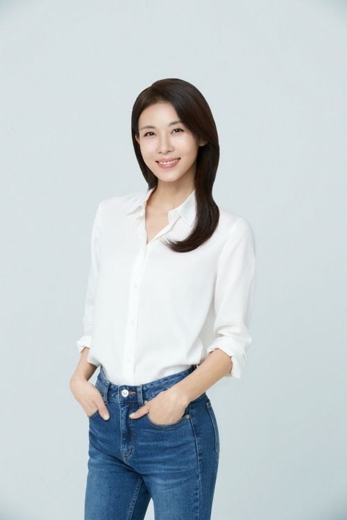 [서울=뉴시스] 건강기능식품 전문 브랜드 기업 뉴트리원은 배우 하지원을 신규 모델로 발탁했다고 11일 밝혔다. (사진=뉴트리원 제공) 2025.12.11. photo@newsis.com *재판매 및 DB 금지