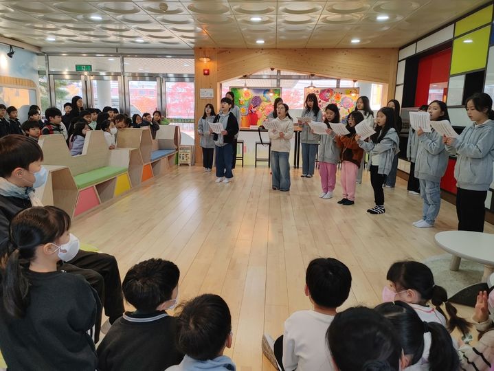 [안동=뉴시스] 구미 인의초등학교 학교폭력 예방활동 모습. (사진=경북교육청 제공) 2025.12.11. photo@newsis.com *재판매 및 DB 금지