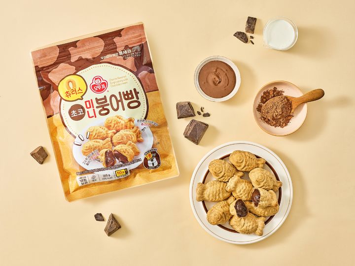 [서울=뉴시스] 오뚜기 츄러스 미니붕어빵 초코맛 연출컷.(사진=오뚜기 제공) *재판매 및 DB 금지