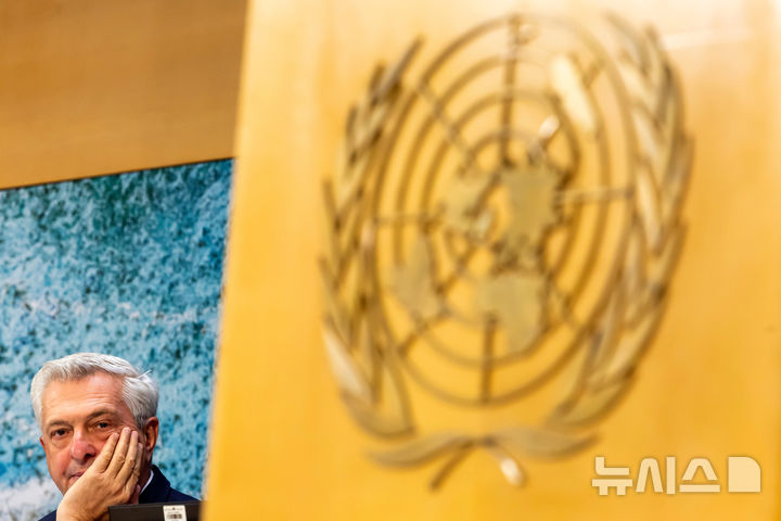 [AP/뉴시스] 유엔의 필리포 그란디 난민기구 대표가 10월 유엔 제네바 본부에서 열린 난민기구 76차 연례 집행위 회의에 참석하고 있다 