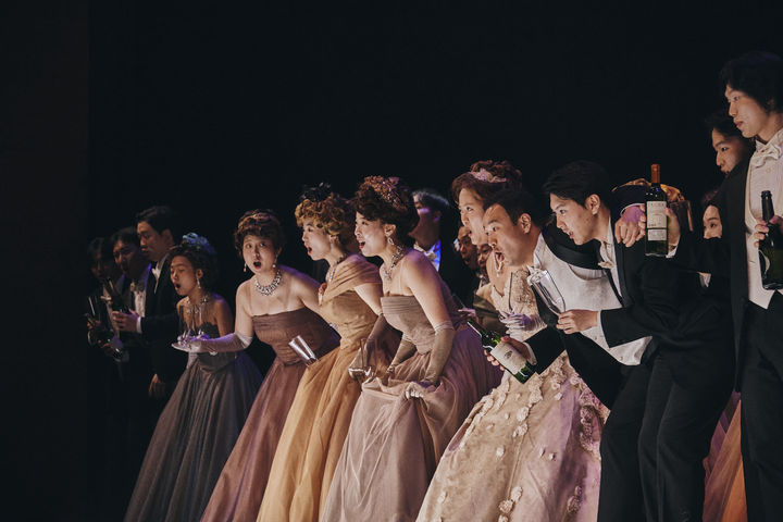 [진주=뉴시스]국립오페라단 오페레타 '박쥐' 공연,(사진=국립오페라단 제공).2025.12.12.photo@newsis.com *재판매 및 DB 금지