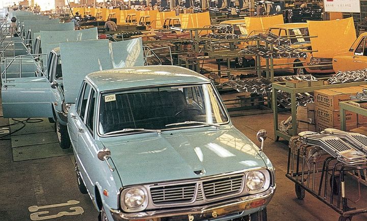 [서울=뉴시스] 기아산업 소하리공장에서 브리사 S-1000이 조립되고 있다. (사진=기아 80년 사사) 2025.12.12. photo@newsis.com *재판매 및 DB 금지