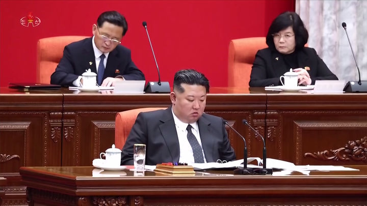 북, 9차 당대회 '2월 하순' 개최…정치국회의 결정