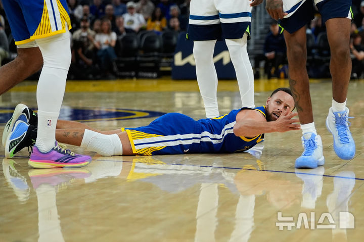 [샌프란시스코=AP/뉴시스] 미국프로농구(NBA) 골든 스테이트 워리어스의 스테픈 커리. 2025.12.12.