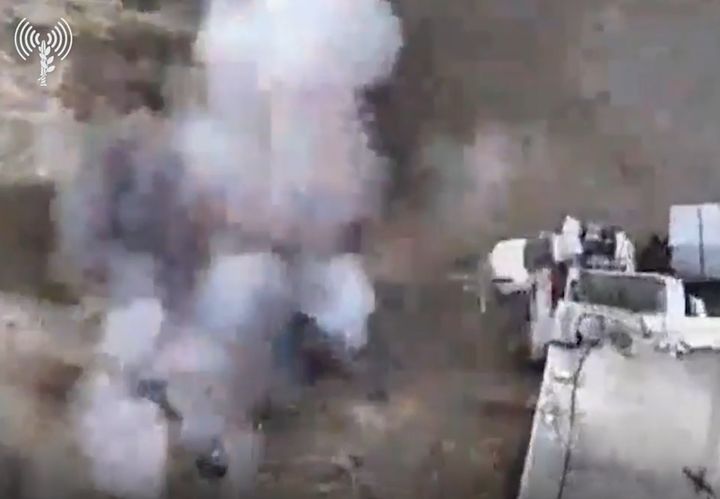 [서울=뉴시스] 이스라엘방위군(IDF)이 13일(현지 시간) 가자지구 가자시티에서 라드 사드 하마스 최고 지휘관을 사살했다고 밝혔다. 사진은 IDF가 공개한 공습 영상. (사진=IDF 영상 갈무리) 2025.12.14. *재판매 및 DB 금지