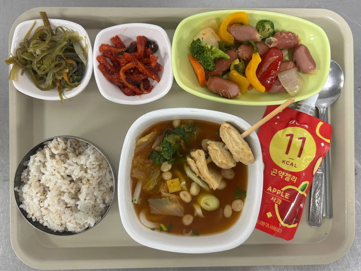 [진주=뉴시스]진주시, 대학가 ‘천원의 아침밥’.(사진=진주시 제공).2025.12.15.photo@newsis.com *재판매 및 DB 금지