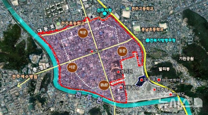 [전주=뉴시스]윤난슬 기자 = 전북 전주시는 현실과 맞지 않는 노후 도시계획 규제를 개선해 역사도심의 활력을 높이기 위한 지구단위계획 변경을 완료했다고 15일 밝혔다. (사진=전주시 제공) photo@newsis.com 