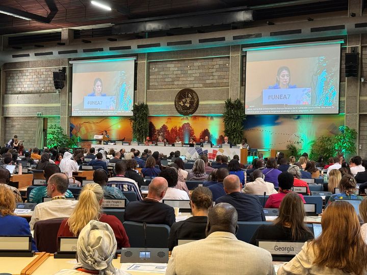 [대전=뉴시스] 지난 8일부터 케냐 나이로비에서 열린 유엔환경총회(UNEA-7)의 모습. 이번 총회서는 '산불관리에 대한 글로벌 대응 강화를 위한 결의안'을 채택했다.(사진=산림청 제공) *재판매 및 DB 금지
