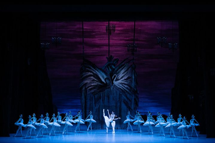 [부산=뉴시스] 국립발레단의 클래식 발레 '백조의 호수' 공연 사진. (사진=부산문화회관 제공) 2025.12.15. photo@newsis.com *재판매 및 DB 금지