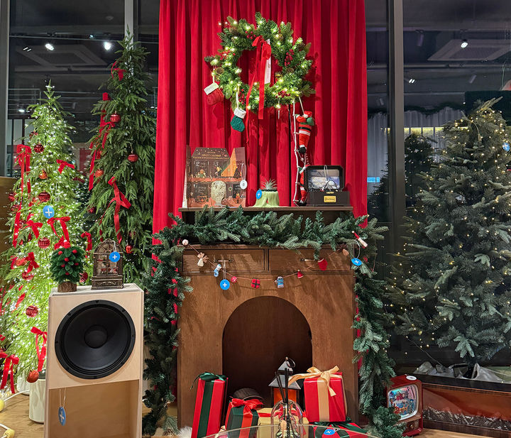 [서울=뉴시스] 오늘의집 북촌에서 진행되는 '산타의 집' 전시. (사진=오늘의집 제공) 2025.12.16. photo@newsis.com *재판매 및 DB 금지