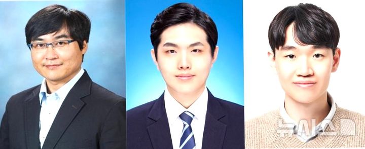 [포항=뉴시스] 송종욱 기자 = 포항공과대학교(포스텍) 연구진이 고에너지 밀도 전극 소재에 자기장으로 리튬 이온 흐름을 제어해 덴드라이트 형성을 억제하는 차세대 하이브리드 음극 기술을 개발했다. 포스텍 화학공학과·배터리공학과 김원배 교수(왼쪽부터), 화학공학과 강송규 박사, 통합과정 김민호씨. (사진=포스텍 제공) 2025.12.16. photo@newsis.com