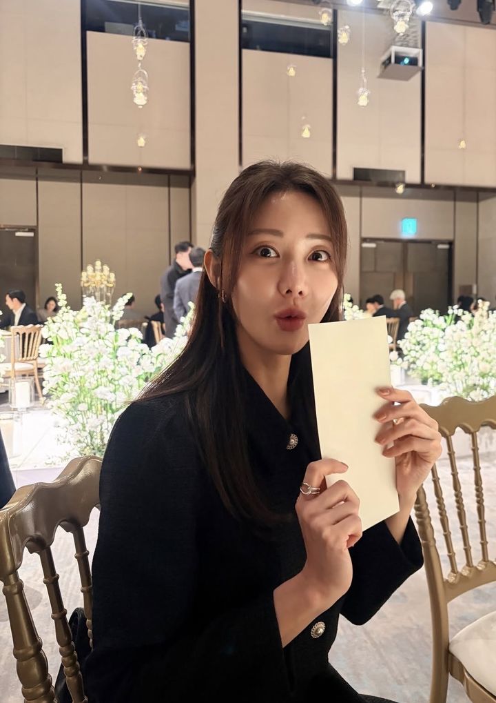 [서울=뉴시스] 배우 한그루. (사진=한그루 인스타그램 캡처) 2025.12.16. photo@newsis.com *재판매 및 DB 금지