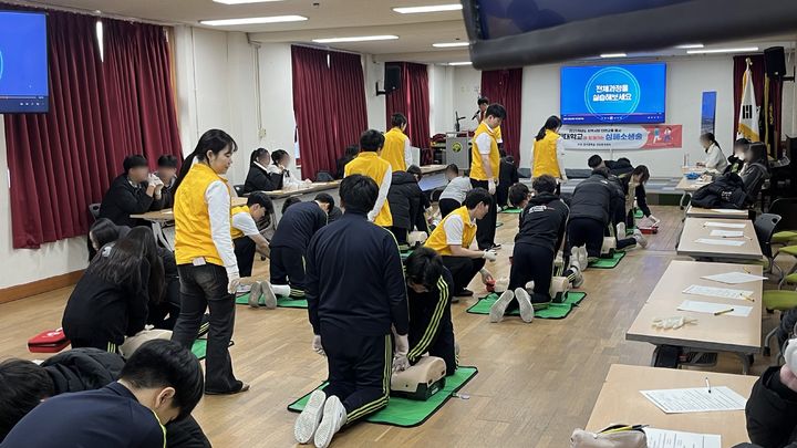 [수원=뉴시스] 실습 장면. (사진=경기대 제공) 2025.12.16. photo@newsis.com *재판매 및 DB 금지