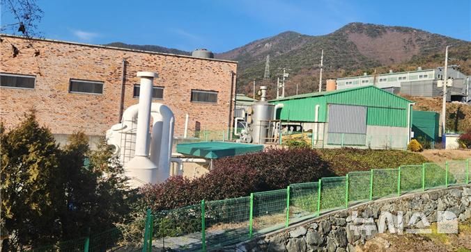 [김해=뉴시스]축산악취 자료사진. (사진=김해시 제공). 2025.12.17. photo@newsis.com