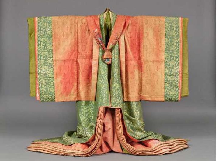 [서울=뉴시스] 일본 궁정에서 여성이 갖춰 입는 옷 (사진=국립고궁박물관 제공) 2025.12.17. photo@newsis.com *재판매 및 DB 금지