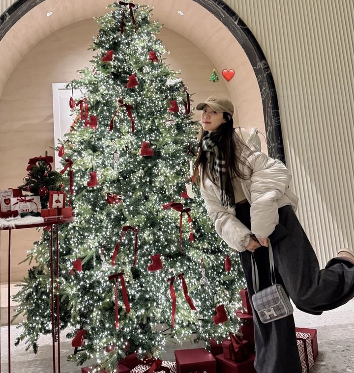 [서울=뉴시스] 배우 박한별. (사진=박한별 인스타그램 캡처) 2025.12.17. photo@newsis.com *재판매 및 DB 금지