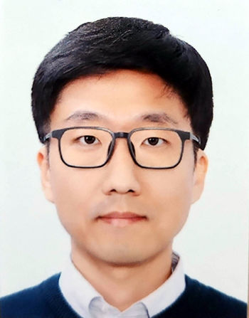 [광주=뉴시스] 광주동부교육지원청 학교시설지원과 임기석 주무관. (사진=교육청 제공) 2025.12.17. photo@newsis.com *재판매 및 DB 금지