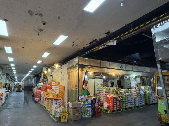 [서울=뉴시스] 권민지 수습기자 =서울 송파구에 있는 가락시장 내부 모습.2025.12.18. ming@newsis.com *재판매 및 DB 금지 *재판매 및 DB 금지