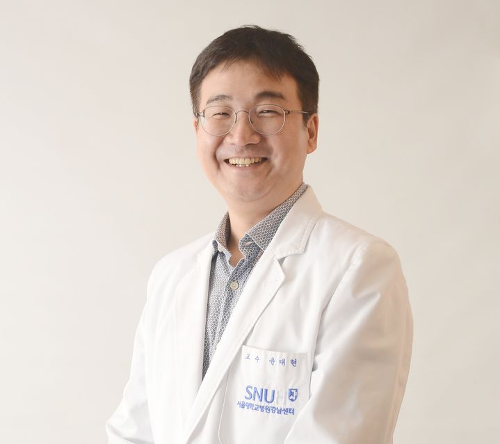 [장성=뉴시스] 윤대현 서울대학교 정신건강의학과 교수. (사진 = 장성군 제공) photo@newsis.com *재판매 및 DB 금지