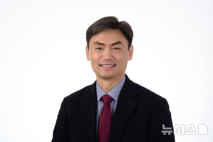 [포항=뉴시스] 송종욱 기자 = 박성진 한동대 신임 총장. (사진=포스텍 제공) 2025.12.17. photo@newsis.com