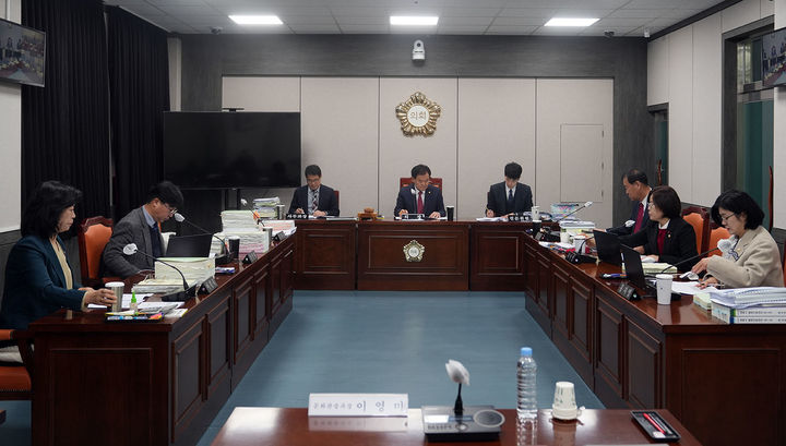 17일 태백시의회 위원회실에서 열린 의원간담회.(사진=태백시의회 제공) *재판매 및 DB 금지