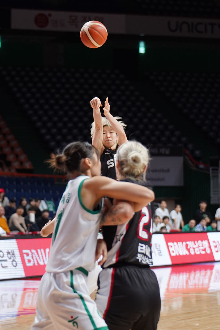 [서울=뉴시스] 여자프로농구 부산 BNK의 안혜지. (사진=WKBL 제공) *재판매 및 DB 금지