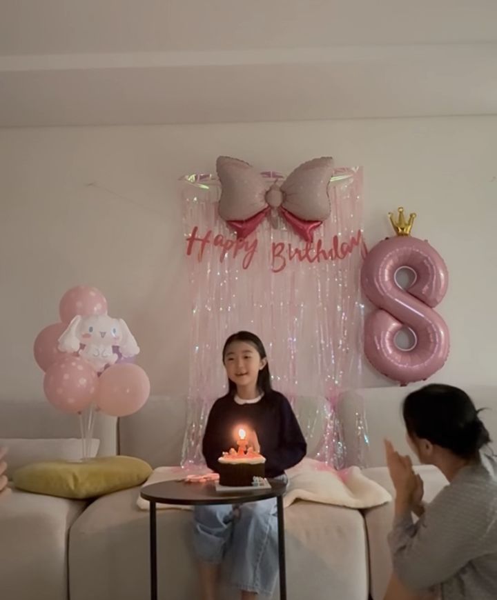 [서울=뉴시스] 방송인 이지혜와 딸. (사진=이지혜 인스타그램 캡처) 2025.12.18. photo@newsis.com *재판매 및 DB 금지