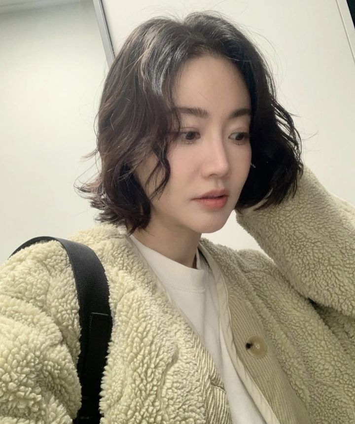 [서울=뉴시스] 배우 황우슬혜. (사진=황우슬혜 인스타그램 캡처) 2025.12.18. photo@newsis.com *재판매 및 DB 금지