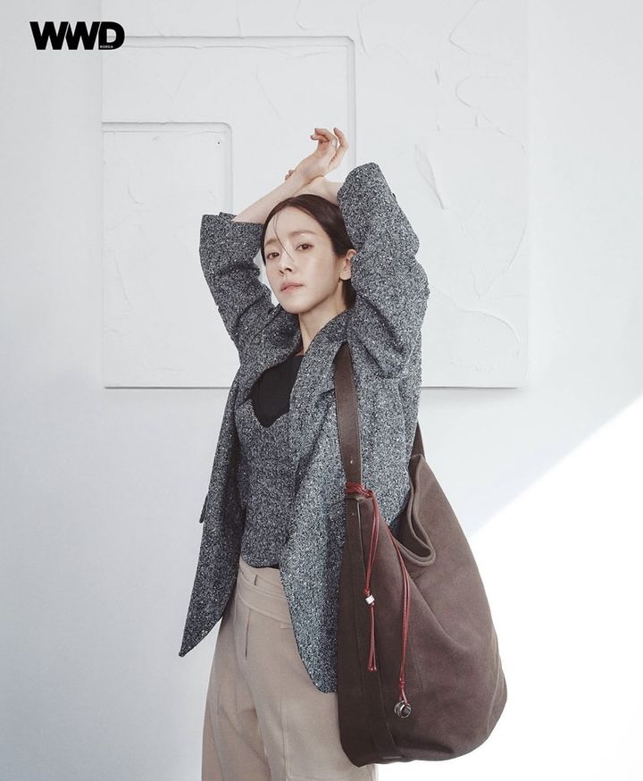 [서울=뉴시스] 배우 한지민. (사진=한지민 인스타그램 캡처) 2025.12.18. photo@newsis.com *재판매 및 DB 금지