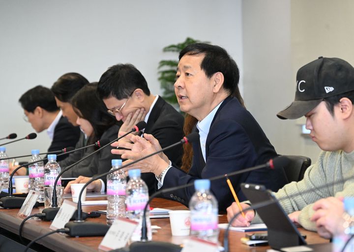 [서울=뉴시스] 사진은 구윤철 경제부총리 겸 기획재정부 장관이 지난 18일 서울 광진구 세종대학교에서 열린 '취업준비 청년 및 관계 전문가들과의 현장간담회'에서 발언하고 있는 모습. (사진=기획재정부 제공) 2025.12.18. photo@newsis.com *재판매 및 DB 금지