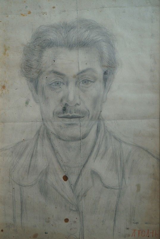 이중섭(1916~1956), 자화상, 1955, 종이에 연필, 48.5×31cm. 새결화랑 제공. *재판매 및 DB 금지