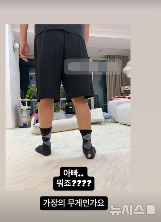 [서울=뉴시스] 그룹 샵 출신 방송인 이지혜가 남편 문재완에 대한 애틋함을 드러냈다. 2025.12.19. (사진 = 이지혜 인스타그램 캡처) photo@newsis.com *재판매 및 DB 금지