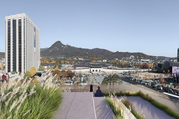 [서울=뉴시스] 건축사사무소 김이홍아키텍츠(김이홍)과 스튜디오테라(안형주)가 공동 설계한 ‘세종문화회관 옥상정원 조성 사업 설계 공모’ 당선작. 옥상정원 북측면(경복궁 방향) 스탠드형 전망대. 2025.12.12. (자료=서울시 제공) *재판매 및 DB 금지 *재판매 및 DB 금지