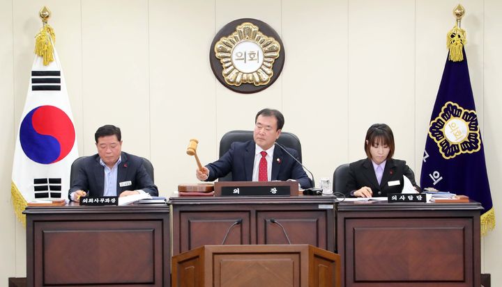 [함양=뉴시스] 함양군의회, 정례회 폐회 (사진=함양군의회 제공) 2025. 12. 19. photo@newsis.com *재판매 및 DB 금지