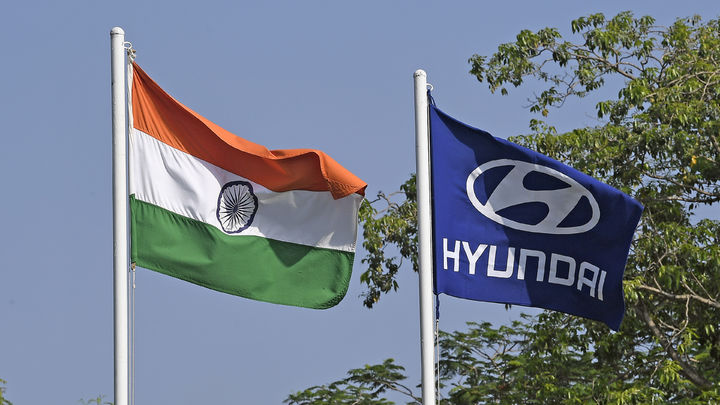 [서울=뉴시스] 인도 국기와 현대차 깃발의 모습. (사진=현대차 홈페이지) 2025.12.20. photo@newsis.com *재판매 및 DB 금지