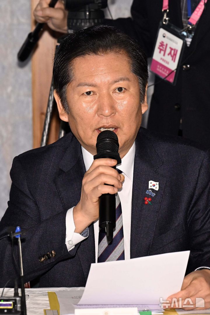 [서울=뉴시스] 정병혁 기자 = 정청래 더불어민주당 대표가 지난해 12월 21일 서울 종로구 국무총리공관에서 열린 제5차 고위당정협의회에서 발언하고 있다.(공동취재) 2025.12.21. photo@newsis.com