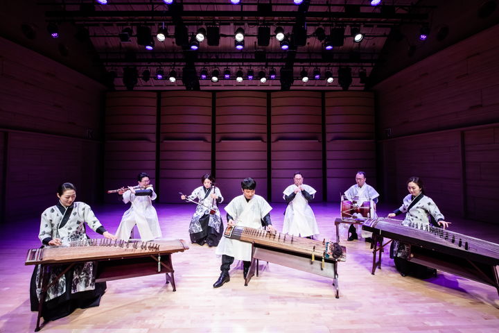 국립국악원 '토요명품'에서 창작악단이 연주하는 모습. (사진=국립국악원 제공) *재판매 및 DB 금지