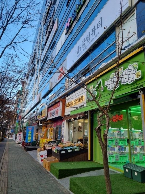 [울산=뉴시스] 울산 울주군은 범서읍 구영리 ‘구영로 상점가’를 울주군 제1호 골목형 상점가로 지정했다고 22일 밝혔다. (사진= 울주군 제공) 2025.12.22.photo@newsis.com *재판매 및 DB 금지