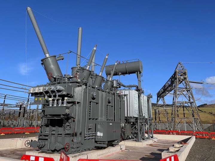 [서울=뉴시스] 효성중공업이 2025년 영국 스코틀랜드에 설치한 초고압 변압기. (사진=효성중공업) 2025.12.22 photo@newsis.com *재판매 및 DB 금지 *재판매 및 DB 금지