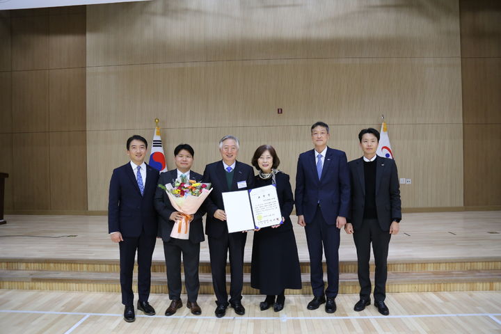[진주=뉴시스]한국남동발전 감사실 최우수 기관 선정.(사진=한국남동발전 제공).2025.12.22.photo@newsis.com *재판매 및 DB 금지