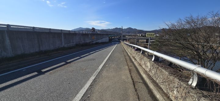 [청양=뉴시스]청양군 벽천교차로 보령방향 통행 재개. 2025. 12. 22 photo@newsis.com *재판매 및 DB 금지