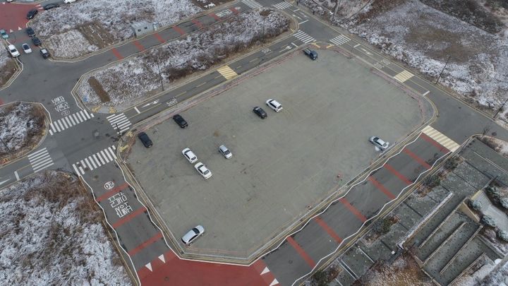 [원주=뉴시스] 남원주역세권 임시 공영주차장 조성 완료. (사진=원주시 제공) 2025.12.23. photo@newsis.com *재판매 및 DB 금지