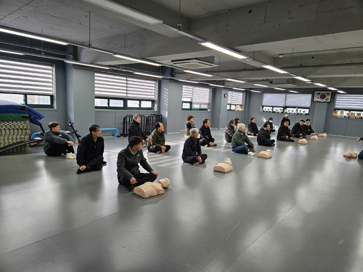  *재판매 및 DB 금지