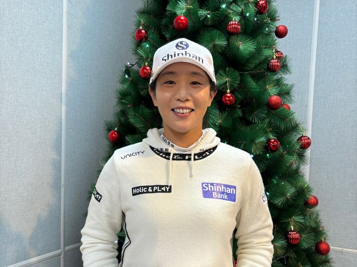 [서울=뉴시스]LPGA 투어 첫 승 임진희, 고향 서귀포에 1000만원 기부. (사진=프레인스포츠 제공)