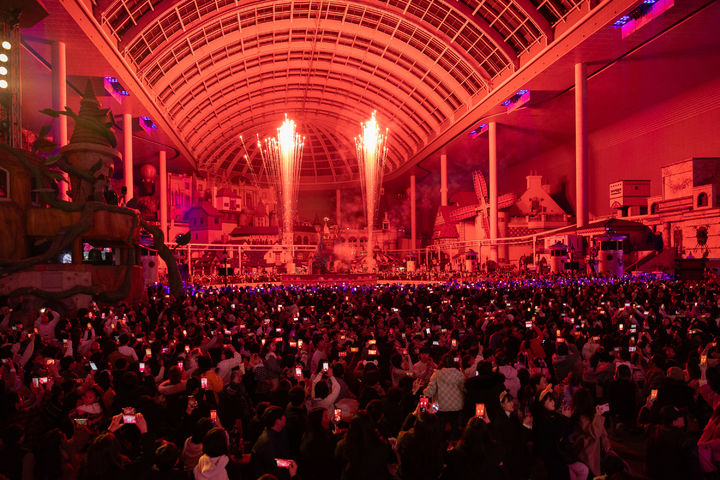 롯데월드 어드벤처 카운트다운 행사 관련 이미지