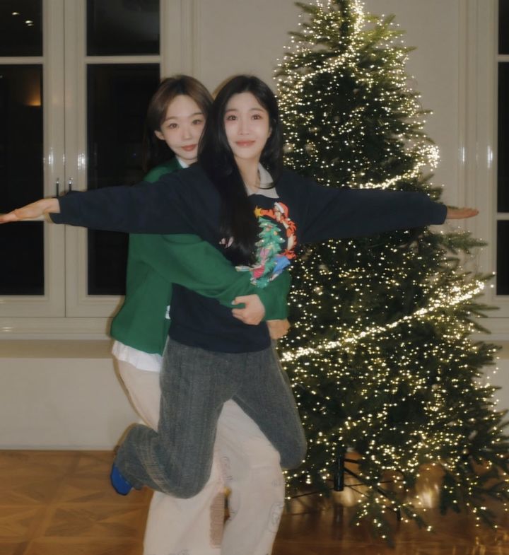 [서울=뉴시스] 그룹 다비치. (사진=강민경 인스타그램 캡처) 2025.12.23. photo@newsis.com *재판매 및 DB 금지