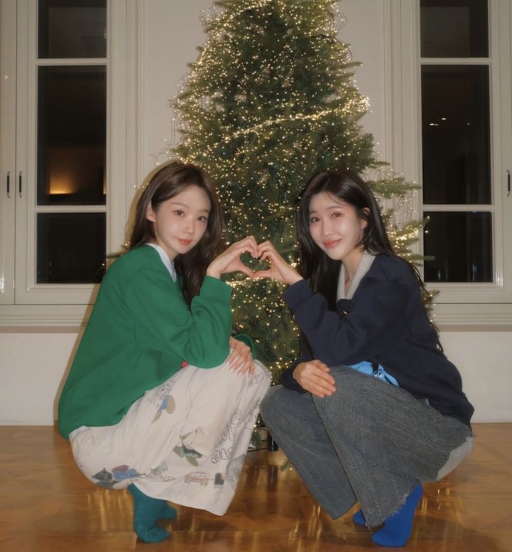 [서울=뉴시스] 그룹 다비치. (사진=강민경 인스타그램 캡처) 2025.12.23. photo@newsis.com *재판매 및 DB 금지