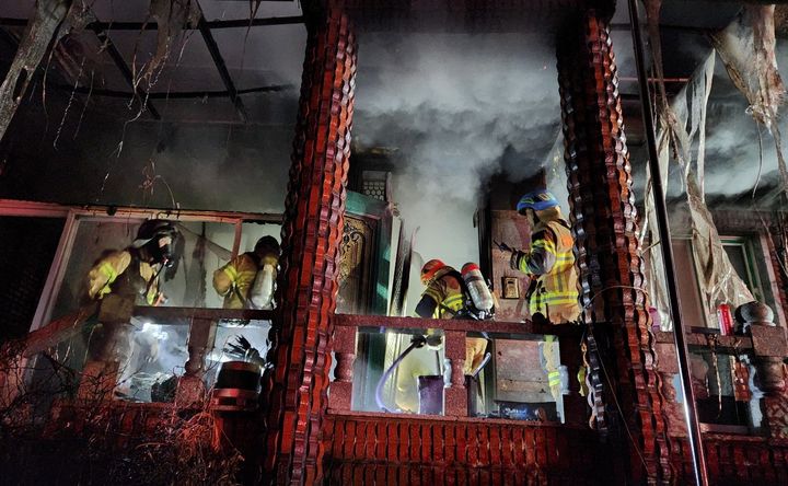 [성주=뉴시스] 성주 단독주택 화재 현장. (사진=경북소방본부 제공) 2025.12.24 photo@newsis.com *재판매 및 DB 금지
